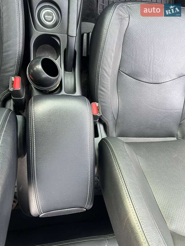 Внедорожник / Кроссовер Mitsubishi Outlander Sport 2016 в Киеве фото 32 Внедорожник / Кроссовер Mitsubishi Outlander Sport 2016 в Киеве