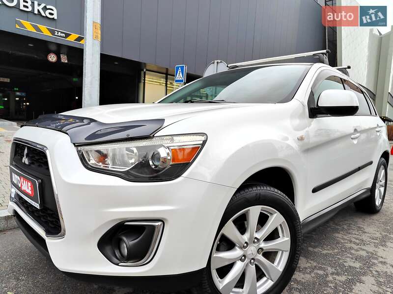 Mitsubishi Outlander Sport 2015