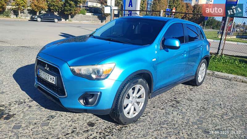 Внедорожник / Кроссовер Mitsubishi Outlander Sport 2013 в Чорткове