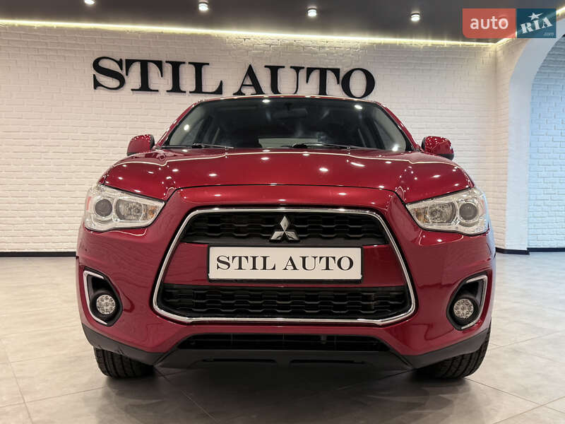 Внедорожник / Кроссовер Mitsubishi Outlander Sport 2014 в Одессе