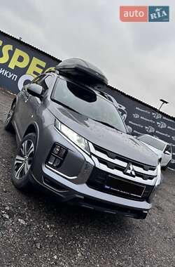 Внедорожник / Кроссовер Mitsubishi Outlander Sport 2020 в Харькове