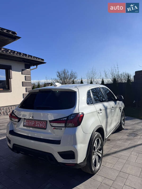 Позашляховик / Кросовер Mitsubishi Outlander Sport 2019 в Кропивницькому