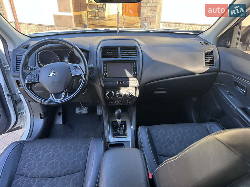 Позашляховик / Кросовер Mitsubishi Outlander Sport 2019 в Кропивницькому