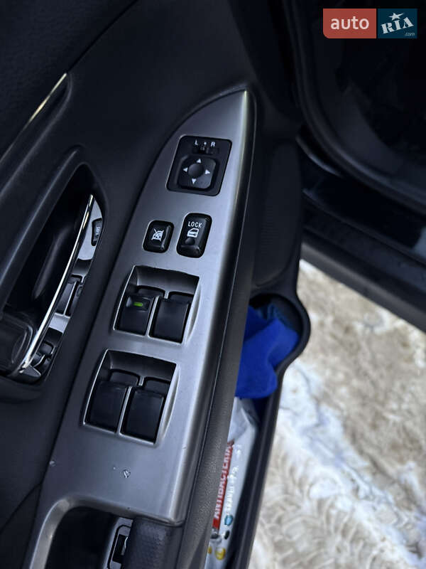 Позашляховик / Кросовер Mitsubishi Outlander Sport 2018 в Києві