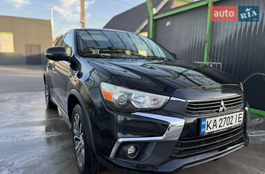 Внедорожник / Кроссовер Mitsubishi Outlander Sport 2017 в Киеве