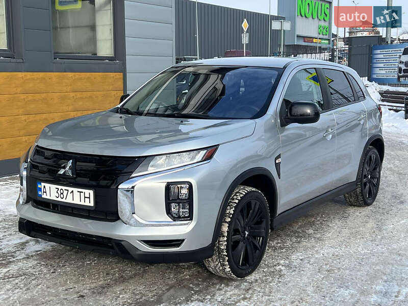 Mitsubishi Outlander Sport 2021