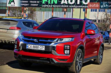 Внедорожник / Кроссовер Mitsubishi Outlander Sport 2020 в Черкассах