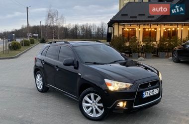 Внедорожник / Кроссовер Mitsubishi Outlander Sport 2012 в Коломые