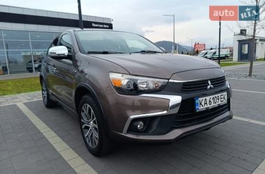 Внедорожник / Кроссовер Mitsubishi Outlander Sport 2017 в Мукачево
