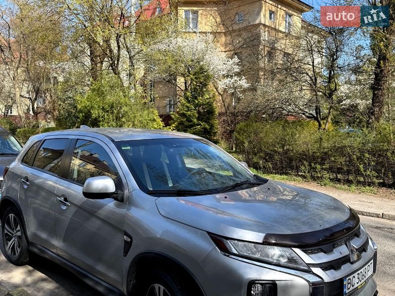 Mitsubishi Outlander Sport 2019