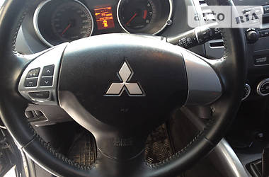  Mitsubishi Outlander XL 2009 в Яремче