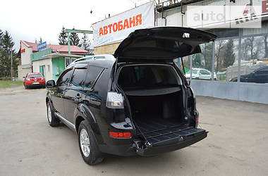 Внедорожник / Кроссовер Mitsubishi Outlander XL 2007 в Тернополе