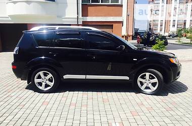 Внедорожник / Кроссовер Mitsubishi Outlander XL 2008 в Ивано-Франковске