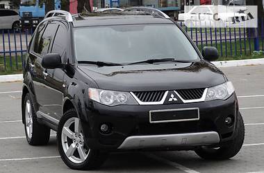 Позашляховик / Кросовер Mitsubishi Outlander XL 2008 в Одесі