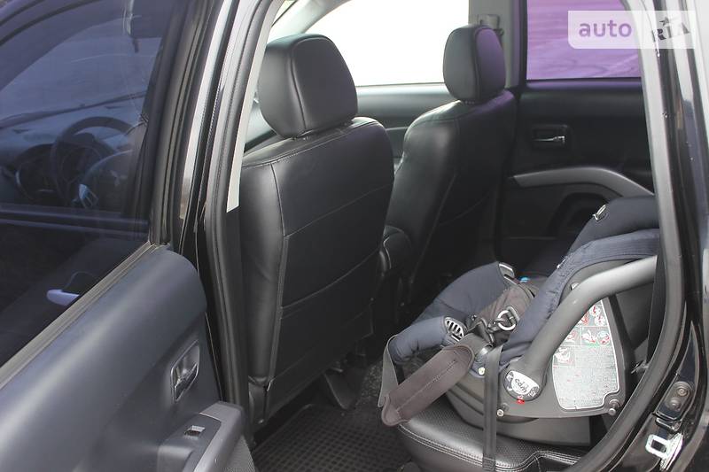 Внедорожник / Кроссовер Mitsubishi Outlander XL 2008 в Харькове