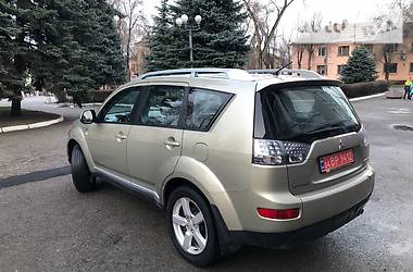 Внедорожник / Кроссовер Mitsubishi Outlander XL 2007 в Каменском