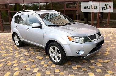 Внедорожник / Кроссовер Mitsubishi Outlander XL 2007 в Виннице