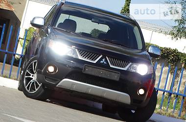 Внедорожник / Кроссовер Mitsubishi Outlander XL 2008 в Одессе