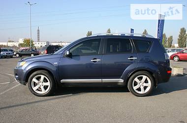 Внедорожник / Кроссовер Mitsubishi Outlander XL 2008 в Киеве