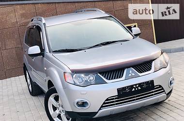 Внедорожник / Кроссовер Mitsubishi Outlander XL 2009 в Одессе