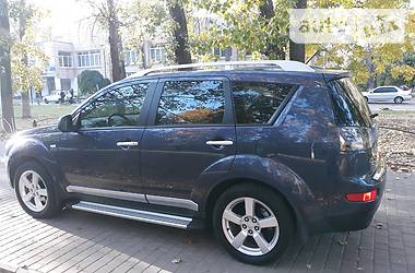 Внедорожник / Кроссовер Mitsubishi Outlander XL 2009 в Одессе