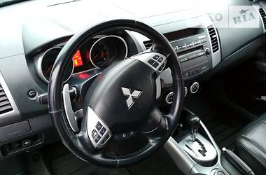 Позашляховик / Кросовер Mitsubishi Outlander XL 2007 в Одесі