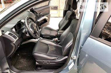 Позашляховик / Кросовер Mitsubishi Outlander XL 2008 в 