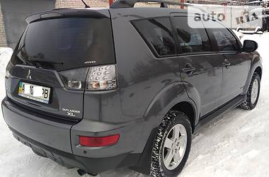 Внедорожник / Кроссовер Mitsubishi Outlander XL 2012 в Днепре