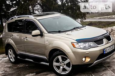 Внедорожник / Кроссовер Mitsubishi Outlander XL 2008 в Днепре