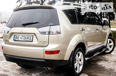 Внедорожник / Кроссовер Mitsubishi Outlander XL 2008 в Днепре