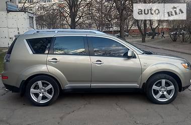 Позашляховик / Кросовер Mitsubishi Outlander XL 2008 в Черкасах