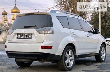 Позашляховик / Кросовер Mitsubishi Outlander XL 2008 в 
