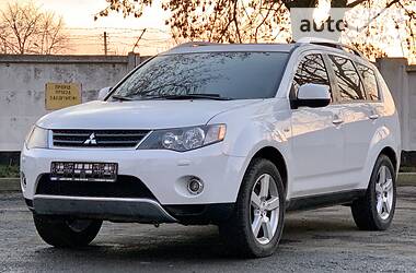 Позашляховик / Кросовер Mitsubishi Outlander XL 2008 в 