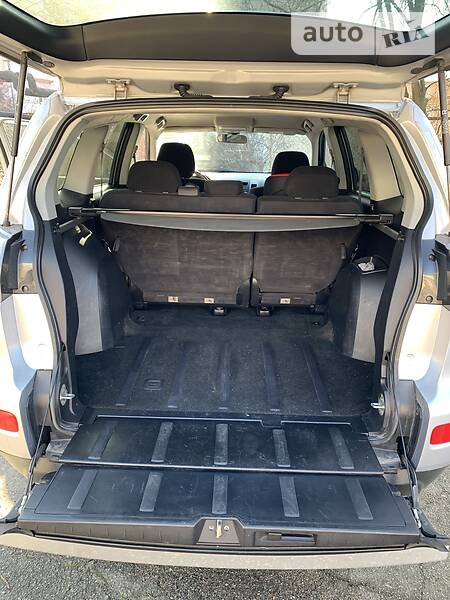 Позашляховик / Кросовер Mitsubishi Outlander XL 2007 в Дніпрі