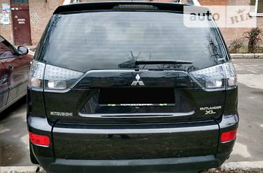Позашляховик / Кросовер Mitsubishi Outlander XL 2008 в 