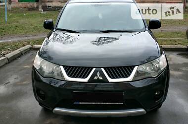 Позашляховик / Кросовер Mitsubishi Outlander XL 2008 в 