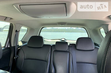 Позашляховик / Кросовер Mitsubishi Outlander XL 2011 в 