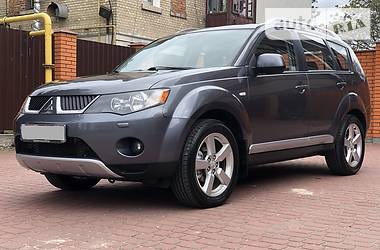 Позашляховик / Кросовер Mitsubishi Outlander XL 2007 в 