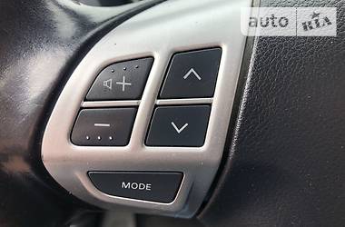 Позашляховик / Кросовер Mitsubishi Outlander XL 2007 в 