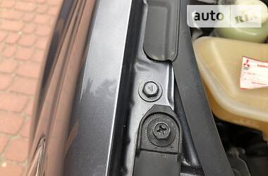 Позашляховик / Кросовер Mitsubishi Outlander XL 2007 в 