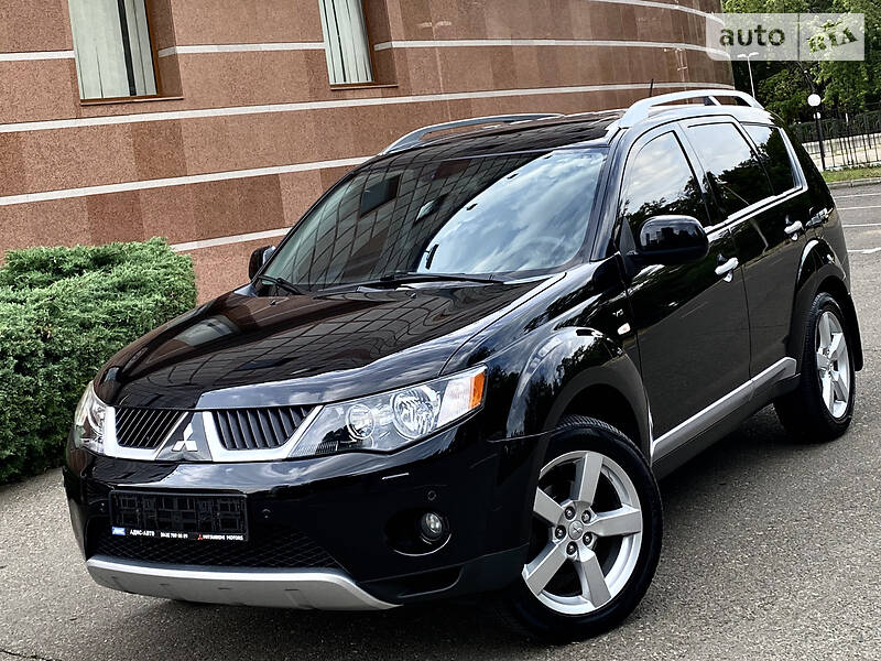 Позашляховик / Кросовер Mitsubishi Outlander XL 2009 в Одесі фото Позашляховик / Кросовер Mitsubishi Outlander XL 2009 в Одесі