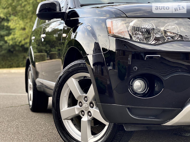 Позашляховик / Кросовер Mitsubishi Outlander XL 2009 в Одесі фото 12 Позашляховик / Кросовер Mitsubishi Outlander XL 2009 в Одесі