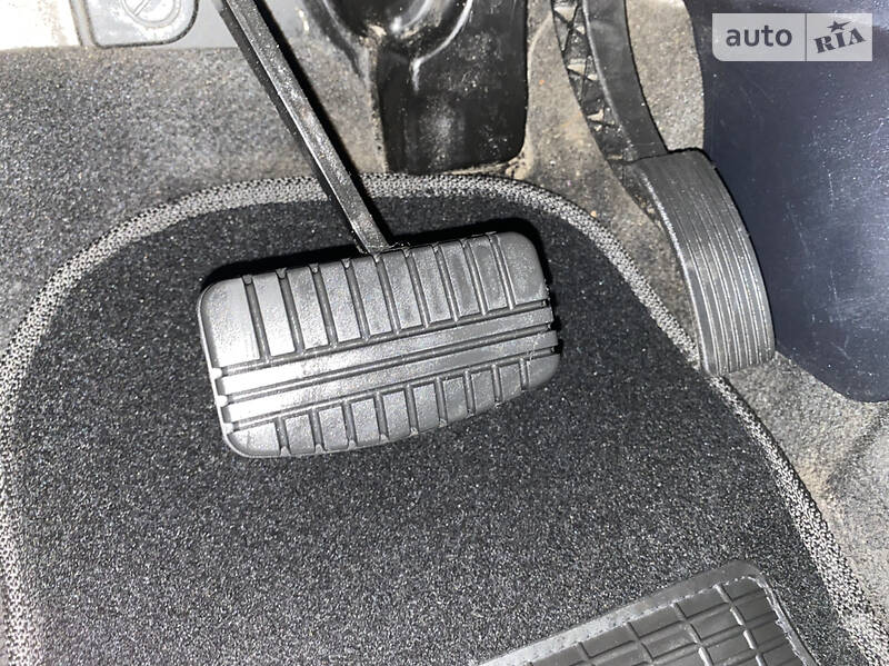 Позашляховик / Кросовер Mitsubishi Outlander XL 2009 в Одесі фото 34 Позашляховик / Кросовер Mitsubishi Outlander XL 2009 в Одесі