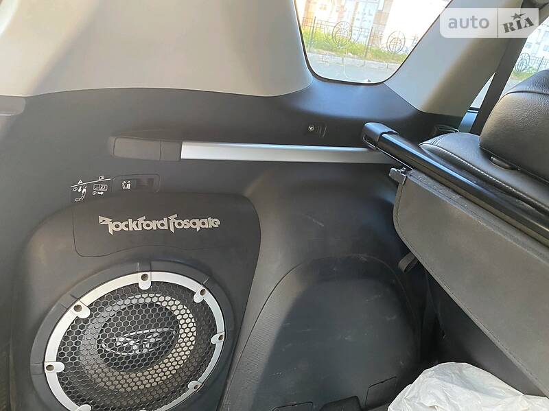Позашляховик / Кросовер Mitsubishi Outlander XL 2008 в Києві