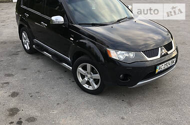 Внедорожник / Кроссовер Mitsubishi Outlander XL 2007 в Трускавце