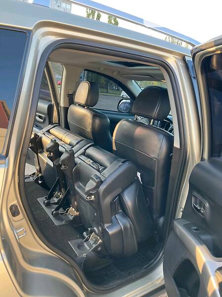 Внедорожник / Кроссовер Mitsubishi Outlander XL 2008 в Черновцах