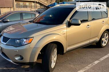 Внедорожник / Кроссовер Mitsubishi Outlander XL 2008 в Залещиках