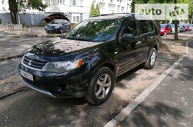 Внедорожник / Кроссовер Mitsubishi Outlander XL 2008 в Киеве