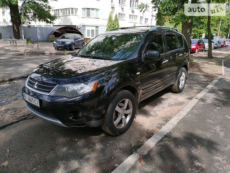 Mitsubishi Outlander XL 2008