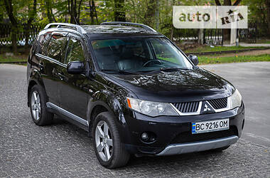 Внедорожник / Кроссовер Mitsubishi Outlander XL 2007 в 